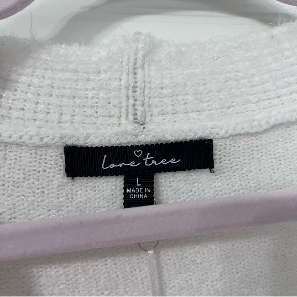 Love Tree White Cropped Cardigan Sweater Soft Long Sleeve Large New - Picture 7 of 8